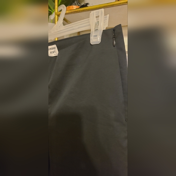 Aritzia Sunday Best Meridia Pants - Picture 3 of 6